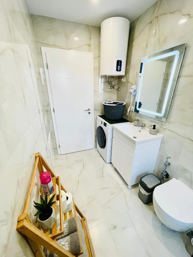 Central Apartment 2, 티라나 외부 사진